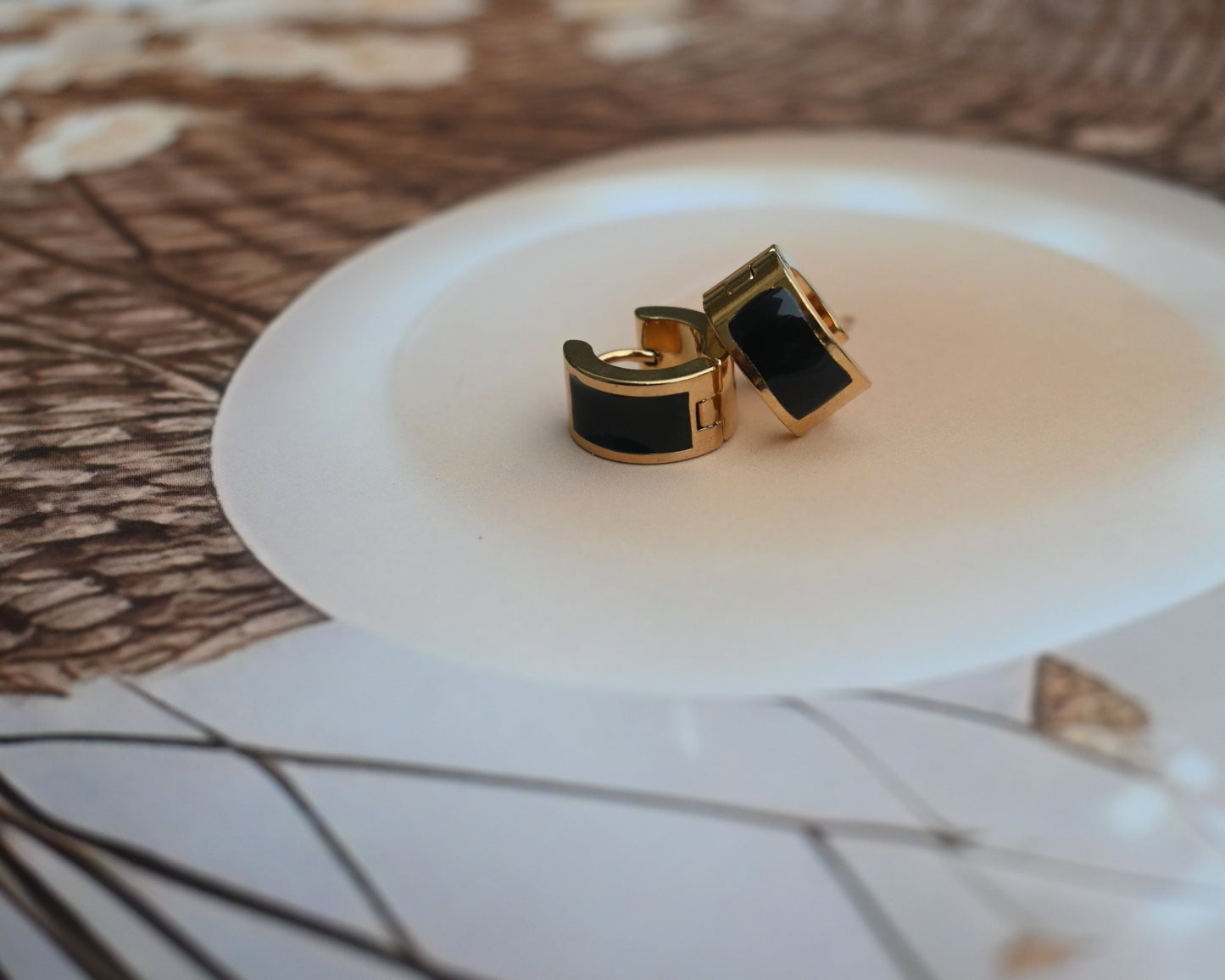 classic black mini hoops