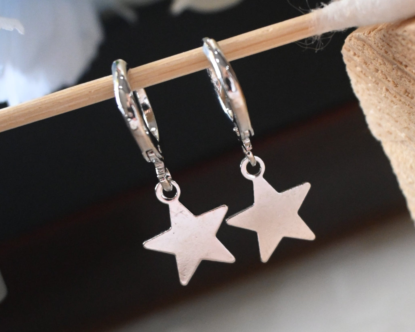 anti-tarnish star hoops