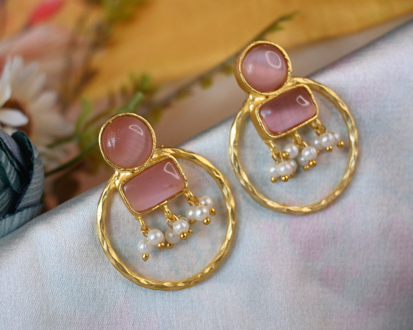 pink geo with pearl
