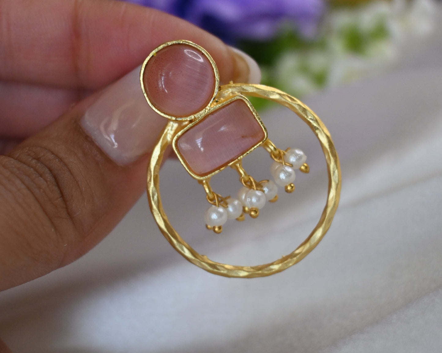 pink geo with pearl