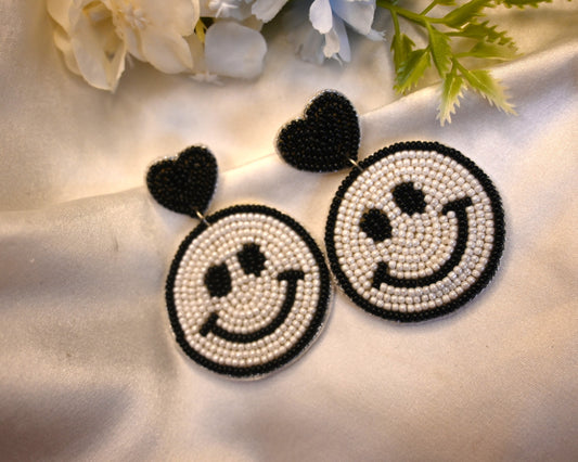 white and black smiley