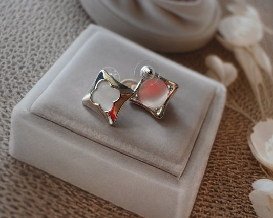 clover studs