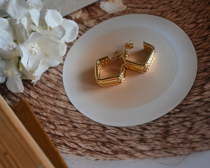 classic golden hoops
