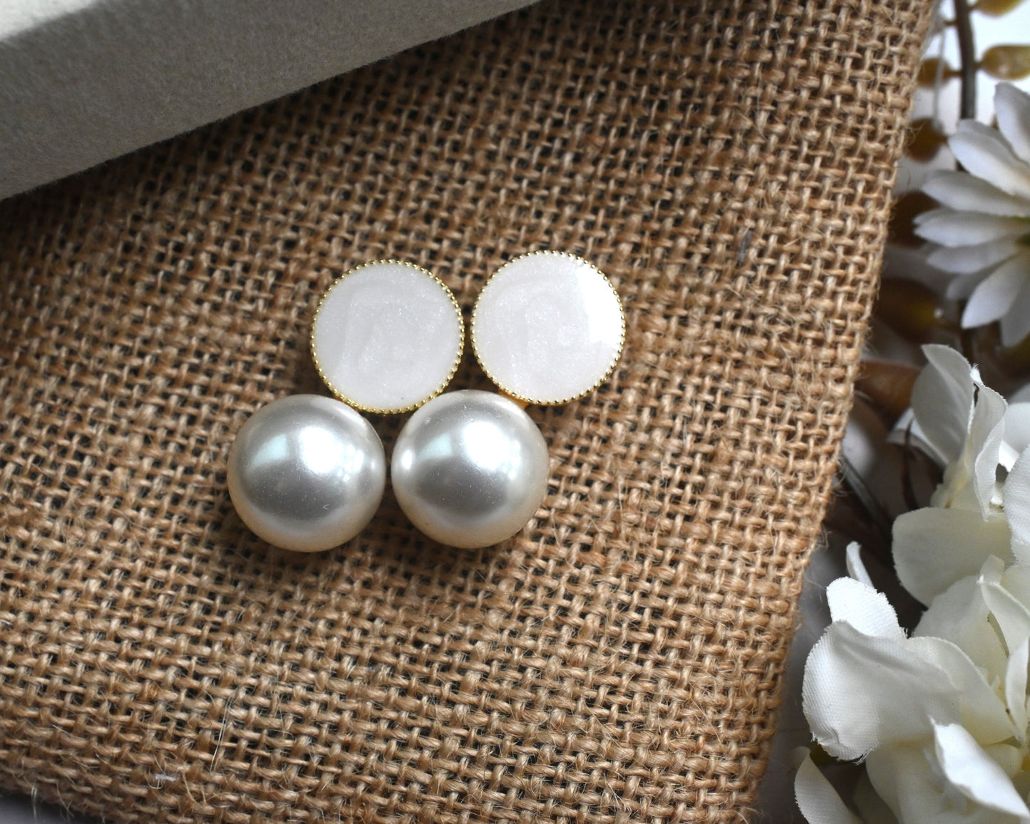 pearl white