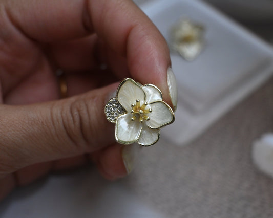 white and golden flower