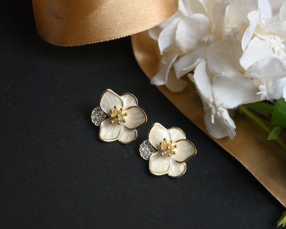 white and golden flower