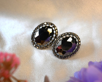 black elegant studs
