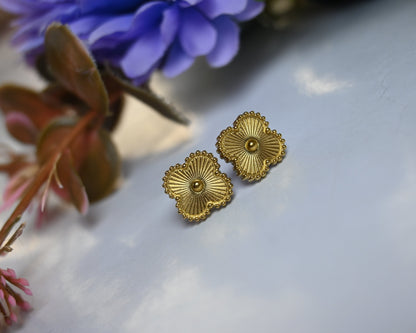 clover studs