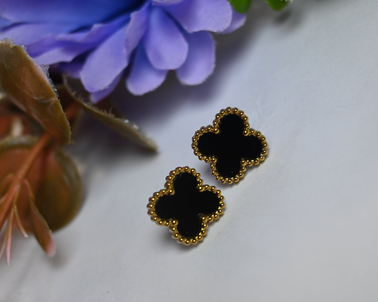 Black clover studs