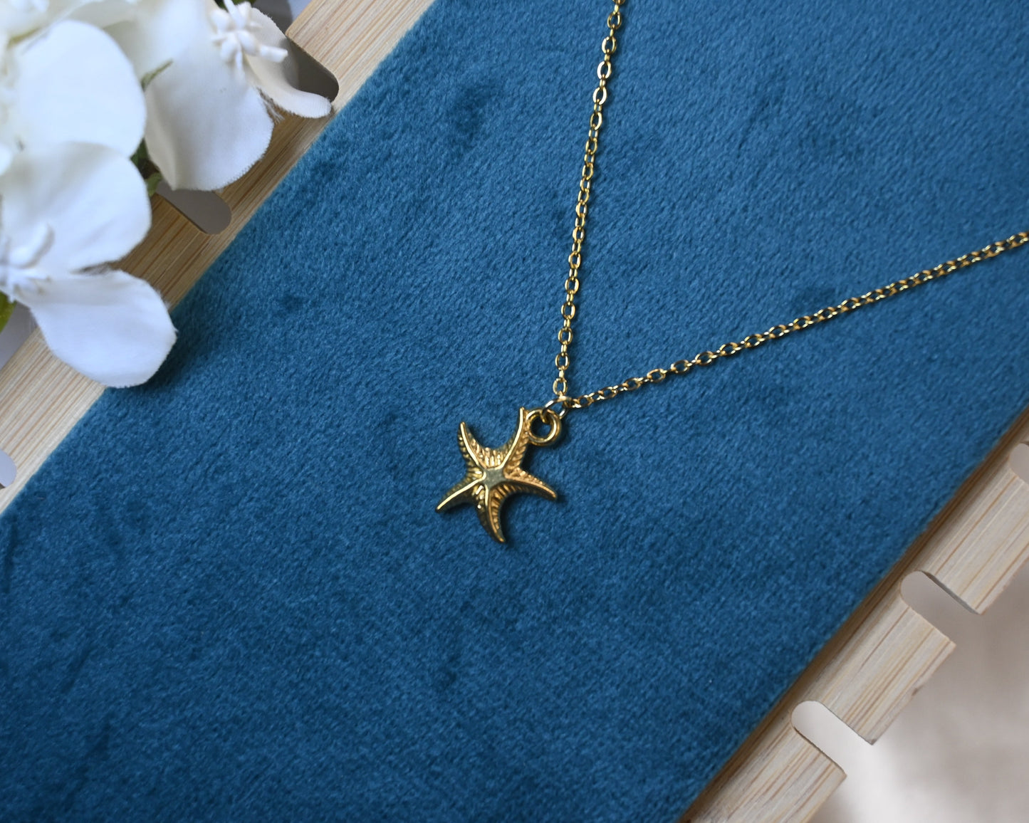 star necklace