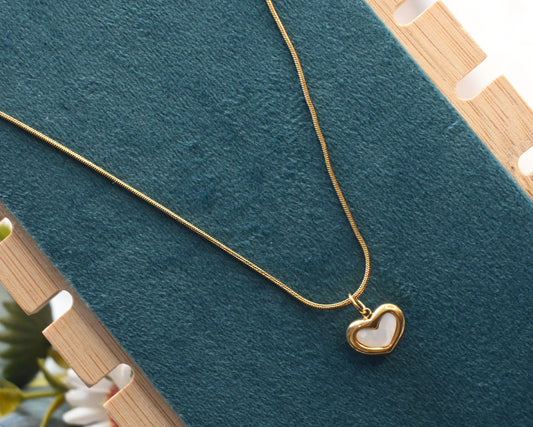 white heart necklace